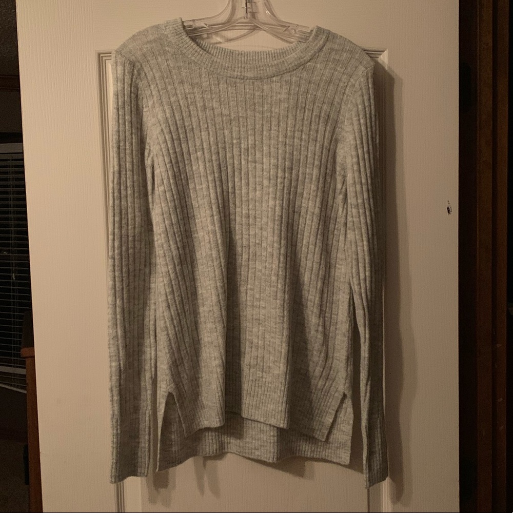 Women’s sweater